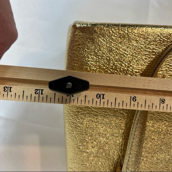 Vintage Gold Purse - Picture 11 of 11